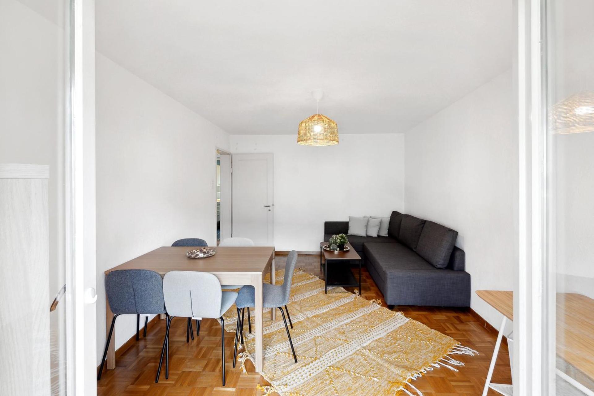 Cozy 2 Bedroom Apartment In Zürich Eksteriør bilde